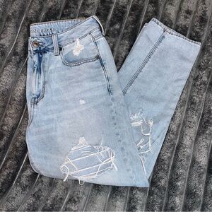 AEO High rise tomgirl jeans